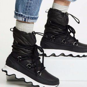 SOREL Kinetic Black White Waterproof Winter Boots9.5